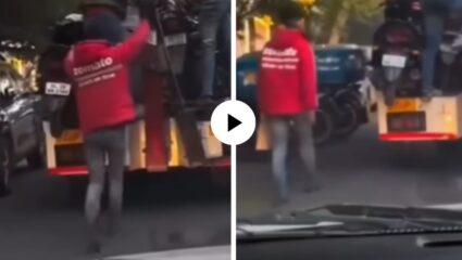 गाडी गेली, पण जबाबदारी थांबली नाही! झोमॅटो रायडरने चालत जाऊन केली ग्राहकाची ऑर्डर डिलिव्हर; Video Viral