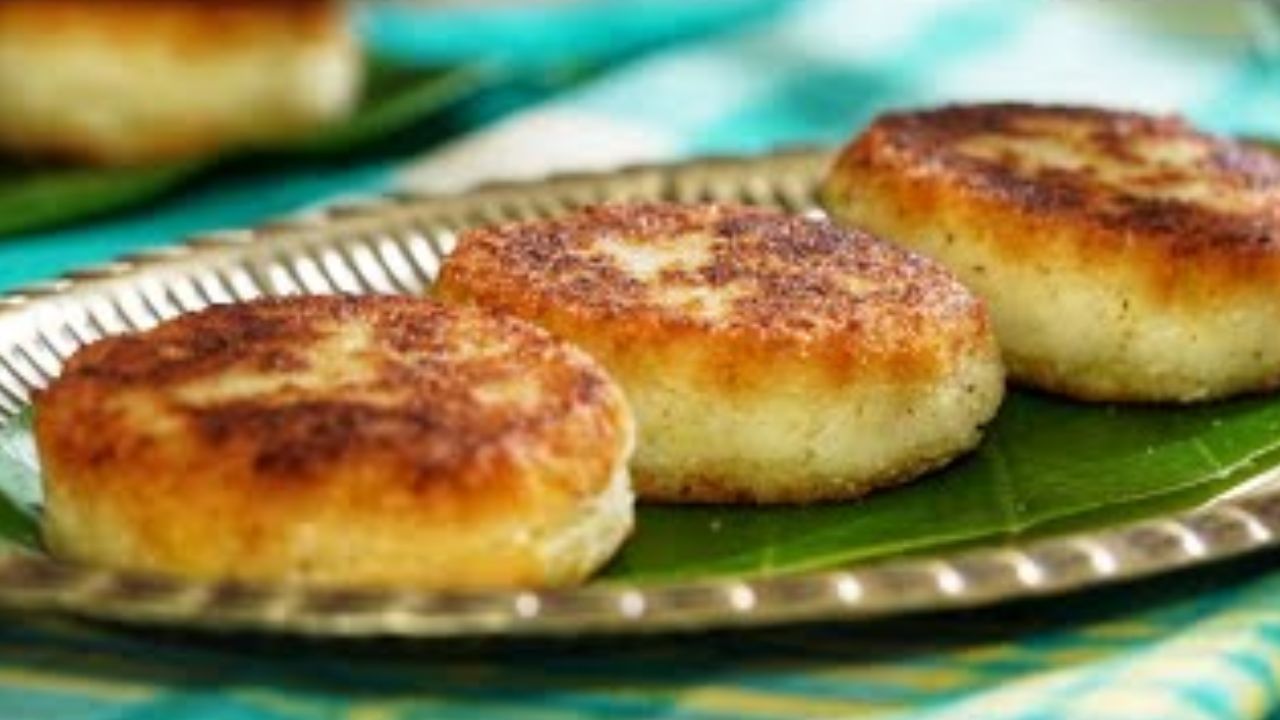 Sankashti Special : तेच तेच बोरिंग पदार्थ सोडा, यंदा उपवासाला बनवा टेस्टी बटाटा पॅटिस 