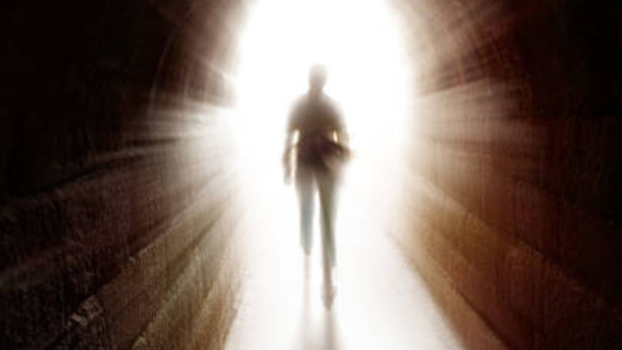 नॉर्मा आता ज्येष्ठ नागरिकांच्या समुदायांमध्ये काम करते आणि मृत्यूच्या भीतीने जगणाऱ्यांना सांत्वन देते. ती म्हणते, 