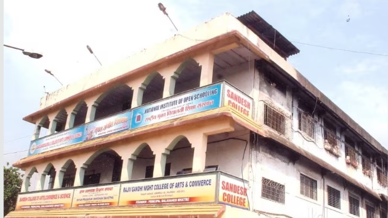 संदेश विद्यालयात भव्य विज्ञान प्रदर्शन; विद्यार्थ्यांचे ५० प्रकल्प आकर्षणाचा केंद्रबिंदू