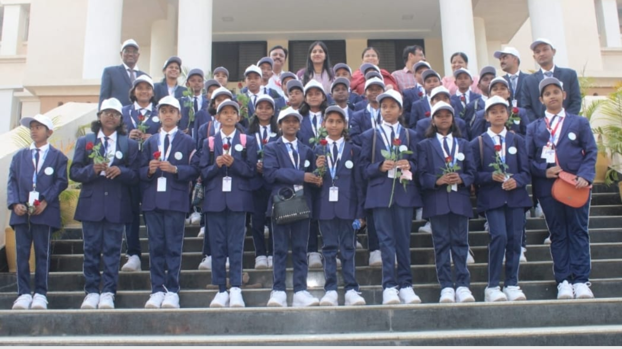 Akola News: ‘विज्ञानवेध’ उपक्रमांतर्गत ३१ विद्यार्थ्यांचा इस्रो व दक्षिण भारत शैक्षणिक दौरा