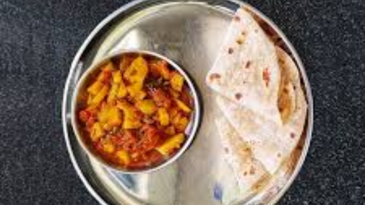 भाजी-चपातीसोबत खा ‘या’ गोष्टी! तद्न्य काय म्हणतात? वाचा