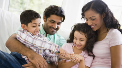 Parenting Tips: लहानमुलांसमोर कधीच करू नका या चुका! स्वतः सायकॉलॉजिस्ट सांगतात…