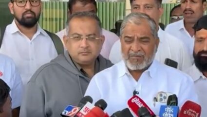 Raju Shetti : थकीत एफआरपी  प्रश्नावर स्वाभिमानी शेतकरी संघटनेचे नेते राजू शेट्टी आक्रमक