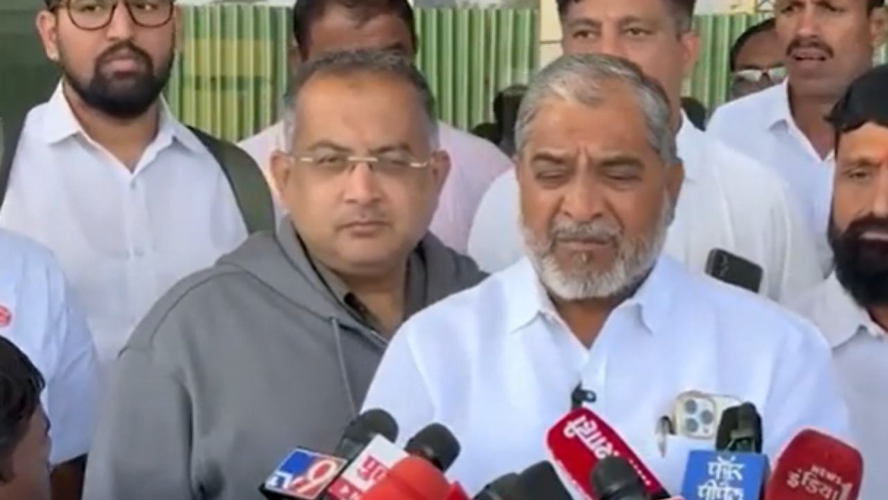 Raju Shetti : थकीत एफआरपी  प्रश्नावर स्वाभिमानी शेतकरी संघटनेचे नेते राजू शेट्टी आक्रमक