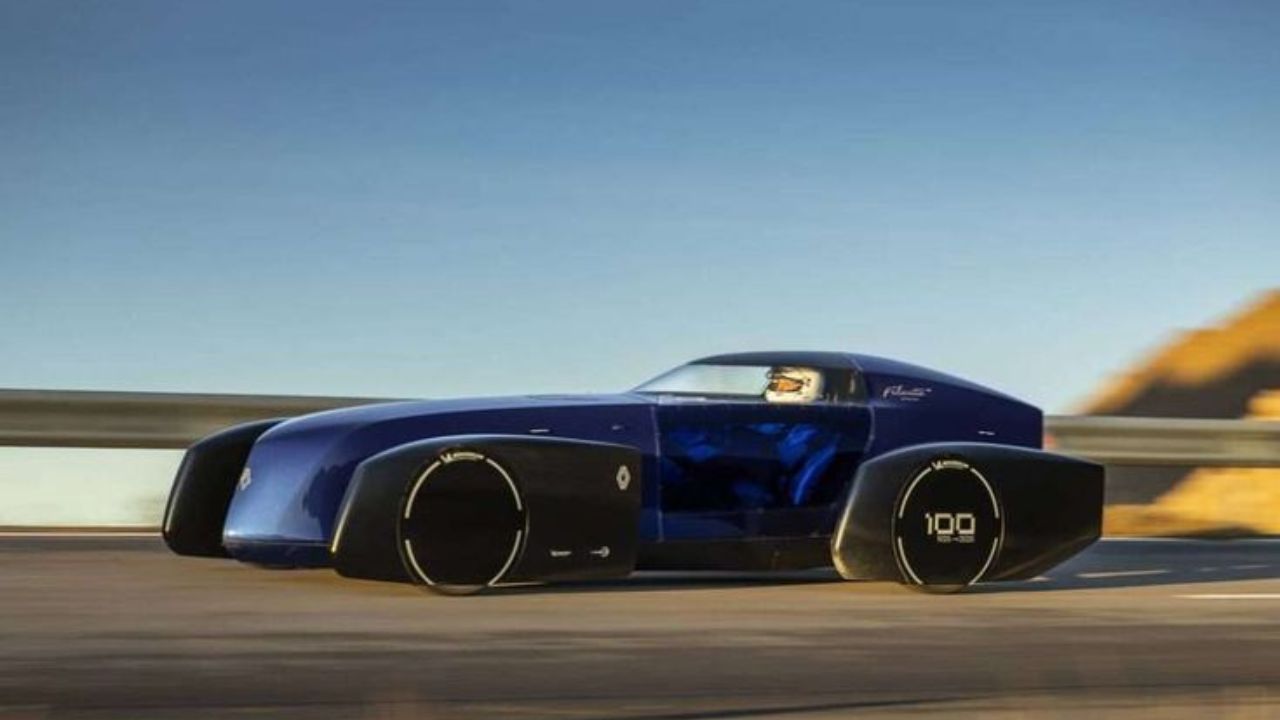 Renault ची Electric Car म्हणजे फक्त रफ्तारsss! सिंगल चार्जवर पार केले 1,008 किमीचे अंतर