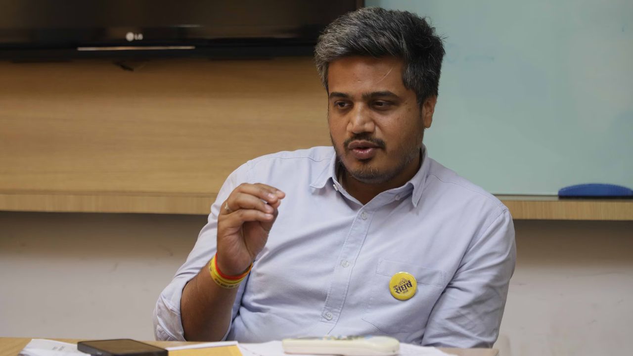 मतदानाऐवजी थेट बोली लावा ; मतचोरीवरून रोहित पवारांचा निवडणूक आयोगावर घणाघात