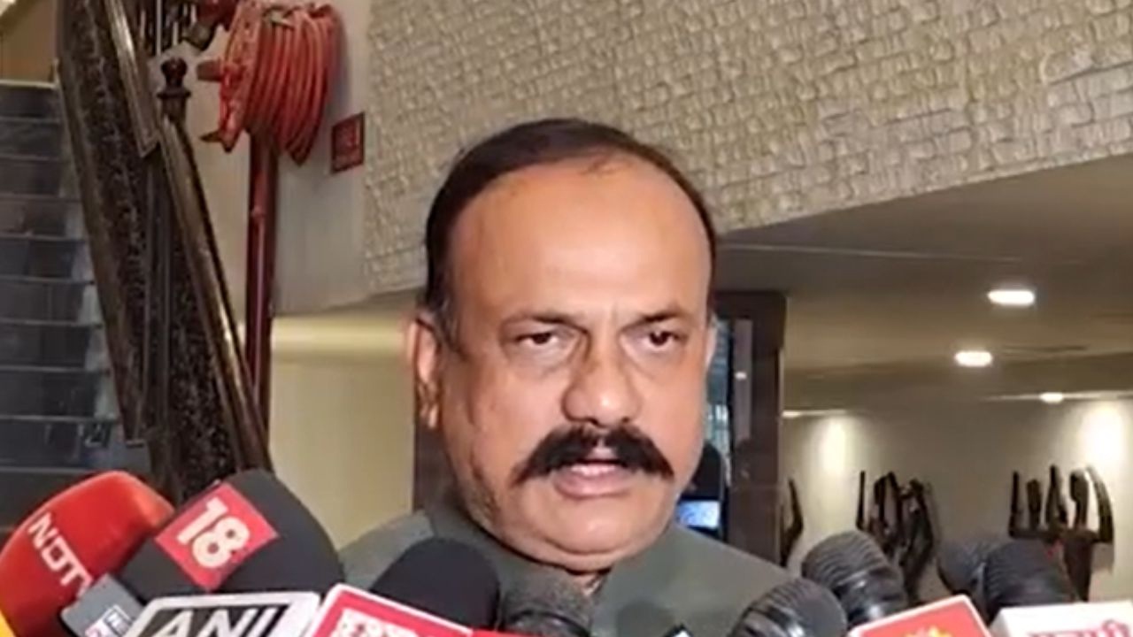 शिवराज पाटील चाकूरकर यांच्या निधनाने अनुभवी, अभ्यासू व सुसंकृत नेतृत्व हरपले; हर्षवर्धन सपकाळांची प्रतिक्रिया