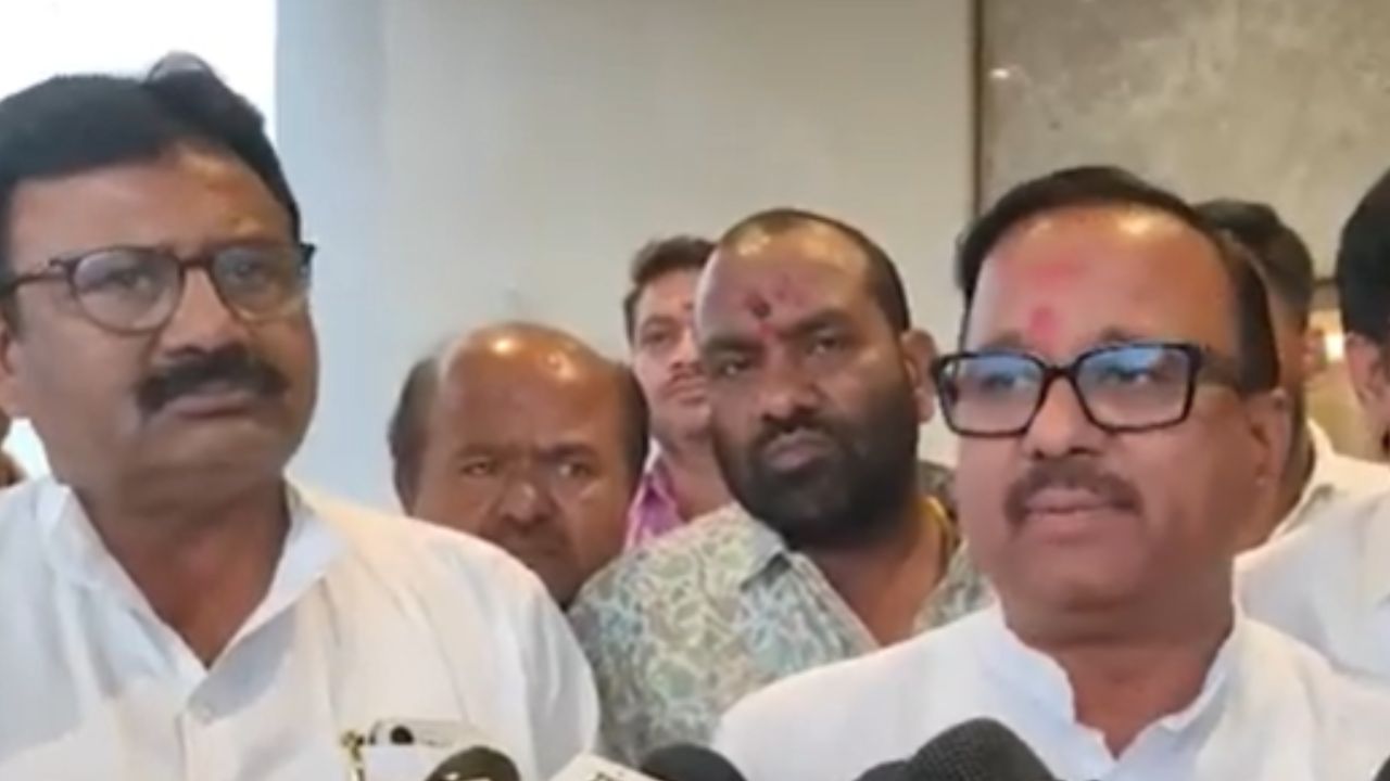 Jalna : हो-नाहीनंतर अखेर बैठक, जालना महापालिका निवडणुकीसाठी भाजप-शिवसेना युतीची चर्चा सुरू