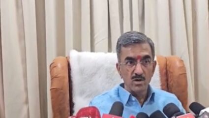 Karad: एकनाथ शिंदे यांनी घेतलेल्या भूमिकेमुळेच भाजप सत्तेमध्ये आलं – मंत्री शंभूराज देसाई