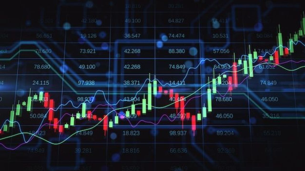 Stock Market Today: शेअर बाजारात आज सकारात्मक वातावरण! गुंतवणूकदारांची वाढली आशा, मार्केटमध्ये भरघोस तेजीची शक्यता