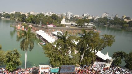 Solapur : सिद्धेश्वर देवस्थानचे विश्वस्त मंडळ बरखास्त करण्याच्या मागणीचा अर्ज फेटाळला