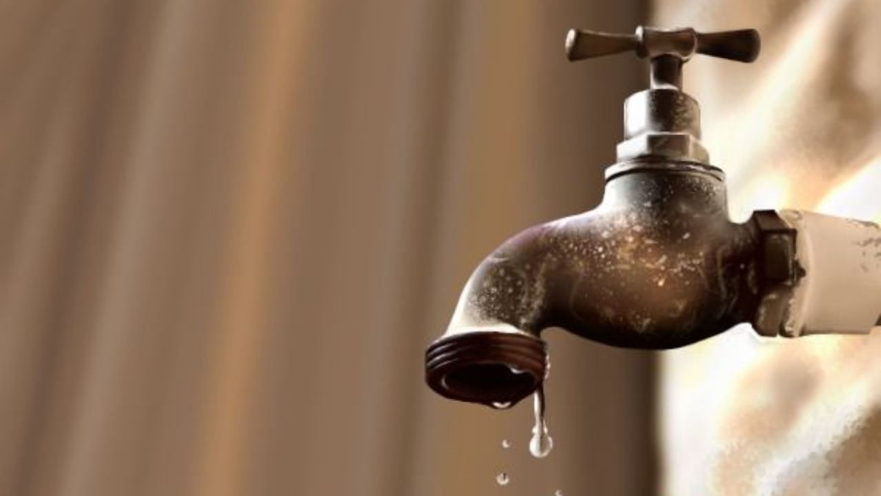 Chandrapur News: राजुरा शहरात दुषित पाणीपुरवठा सुरु, नागरिकांच्या आरोग्याचा प्रश्न ऐरणीवर!