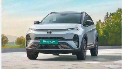 हम खडे तो सबसे बडे! Tata Motors च्या ‘या’ Electric Car ने ग्राहकांची मनं जिंकली, 1 लाख युनिट्स सोल्ड आऊट