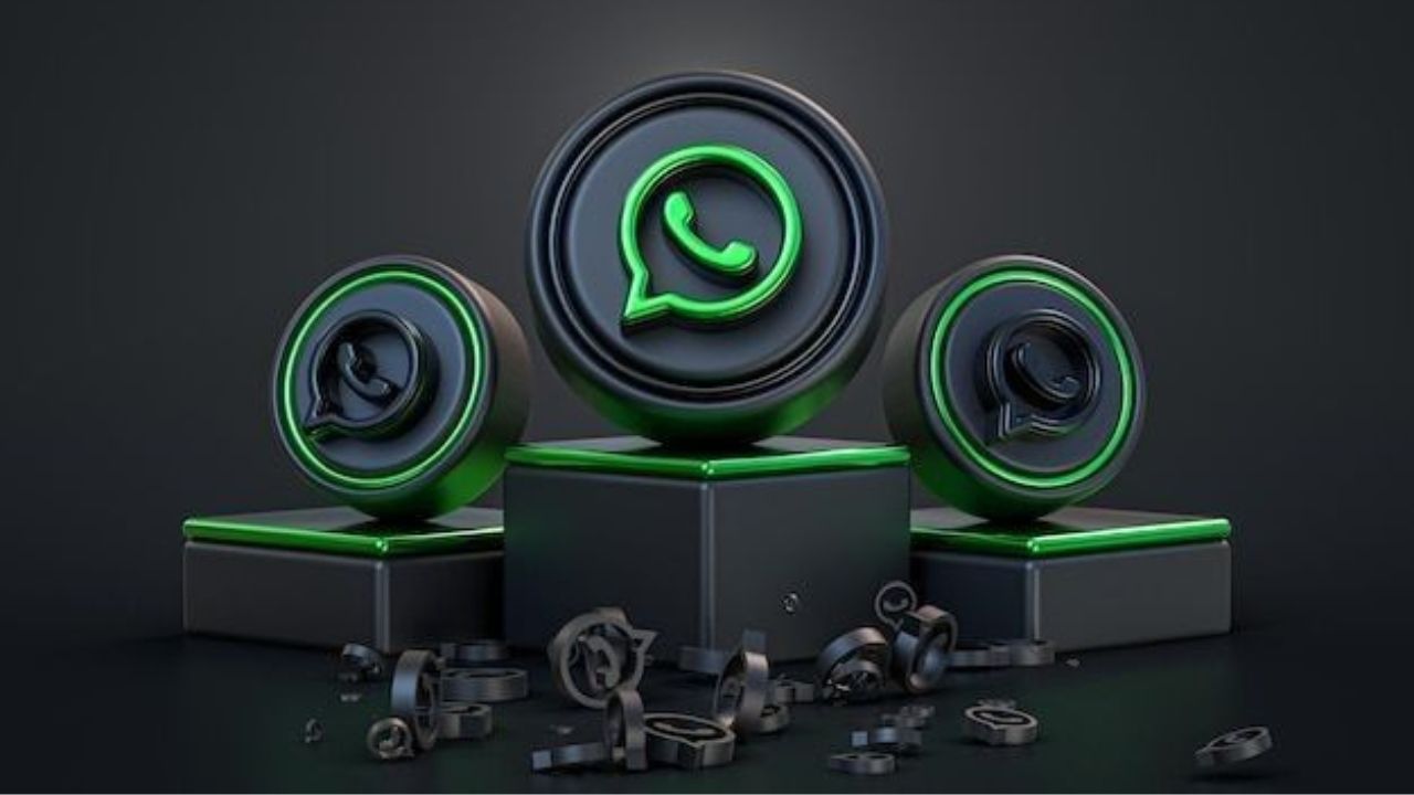 New Year 2026: WhatsApp ने द्विगुणित केला नवीन वर्षाचा आनंद! स्टिकर, इफेक्ट्ससह घेऊन आले अनेक मजेदार फीचर्स, असा करा वापर