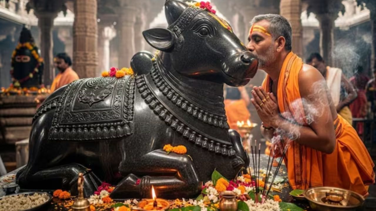 Astro Tips: नंदीच्या उजव्या कानातच का सांगितली जाते मनोकामना? जाणून घ्या धार्मिक मान्यता