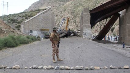 Operation Herof2: बलुचिस्तानातील 12 शहरांमध्ये युद्धसदृश परिस्थिती; हल्ल्यात 20 पाकिस्तानी सैनिक ठार; अटॅकर हेलिकॉप्टरही दाखल