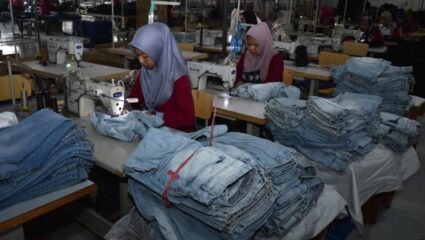 Bangladesh Textile Industry: १ फेब्रुवारीपासून सूत गिरण्या बंद? बांगलादेशात उद्योगसंकट