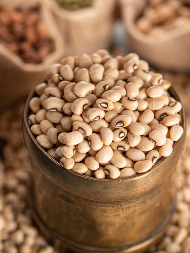 चवळी खाल्ल्याने या समस्या होतात दूर