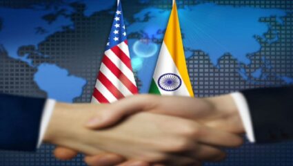 डोनाल्ड ट्रम्पचा अहंकार येतो नेहमी आडवा; अमेरिकेनेही वाचावा भारताच्या कुटनीतीचा पाढा