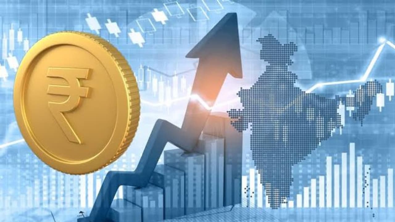 Economic Survey 2026: देशाची सामाजिक सुरक्षा भक्कम; पेन्शन आणि विमा कव्हरेजमध्ये मोठी झेप