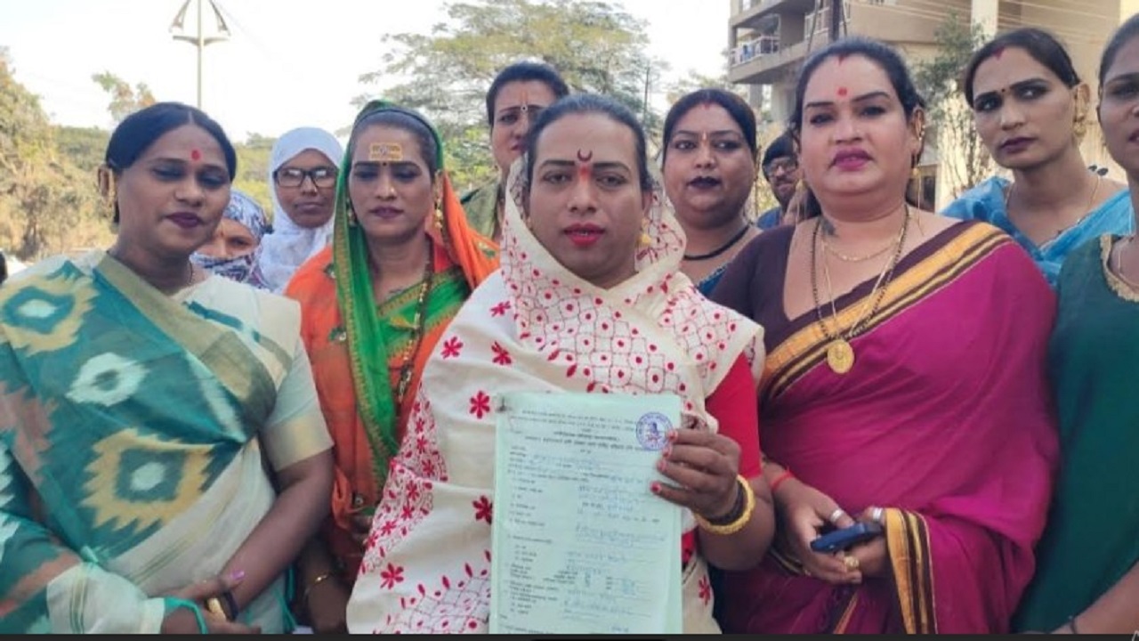 कोल्हापूर महापालिका निवडणुकीसाठी तृतीयपंथी निवडणूक रिंगणात; ‘शाहू आघाडी’कडून मिळाली उमेदवारी