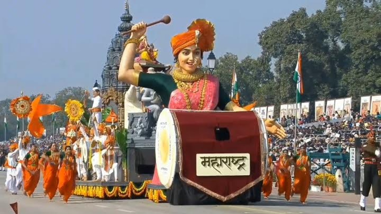 Republic Day: दिल्लीच्या कर्तव्यपथावर महाराष्ट्राचा डंका! ‘गणेशोत्सव’ चित्ररथाला प्रथम क्रमांकाचे पारितोषिक