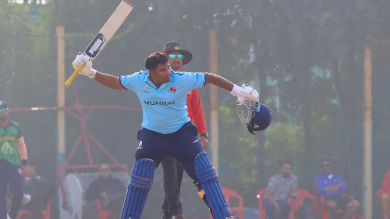 Vijay hazare trophy 2025-026 : सरफराज खानने घडवला इतिहास! 51वर्षांनंतर केला ‘हा’ कारनामा; ठरला पहिलाच फलंदाज