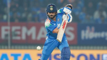 IND vs NZ ODI Series : विराट कोहलीला खुणावतोय भीम पराक्रम! 63 धावा करताच ‘या’ ऑस्ट्रेलियन दिग्गजाचा विक्रम होणार उद्ध्वस्त 