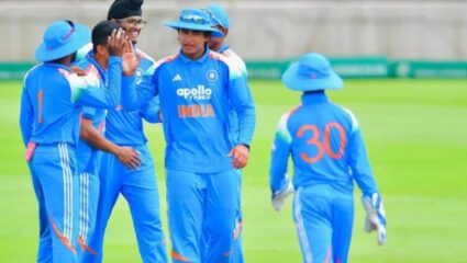 IND U19 vs USA U19, U19 World Cup 2026: भारतीय गोलंदाजांनी ओकली आग! 37 व्या षटकातच १०७ धावांवर अमेरिकेचा डाव गडगडला 