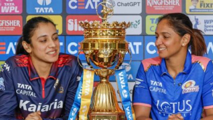 स्मृती मानधनाकडून हरमनप्रीत कौरच्या विक्रमाला धोबी पछाड! WPL मध्ये ‘ही’ कामगिरी करणारी ठरली ती पहिलीच भारतीय खेळाडू 