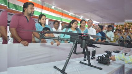 पुण्यात प्रजासत्ताक दिनाचा उत्साह; स्वदेशी शस्त्रास्त्र प्रदर्शनातून पुणेकरांनी अनुभवले भारतीय सैन्याचे सामर्थ्य