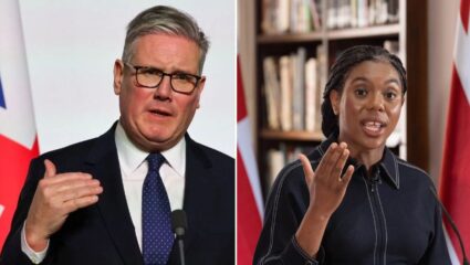 UK PM News: ब्रिटनमध्ये नवा वाद! धोरणात्मक अपयश झाकण्यासाठी स्टारमर यांचा ‘कामसूत्र’ ड्रामा; पाहा VIRAL VIDEO