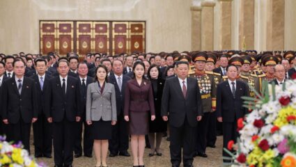 Kim Jong Un: किम जोंग उन यांचा दणका! 1.5 लाख लोक आणि त्यांची उत्तराधिकारी, पाहा ‘ब्लॅक’ फॅमिलीचा तोरा