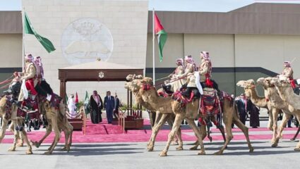 Saudi Camel Fest: काय सांगता! उंट जिंकला आणि मालकाला मिळालं ‘अख्खं बेट’? वाचा सौदी अरेबियातील ‘या’ अजब बक्षिसाची रंजक कथा
