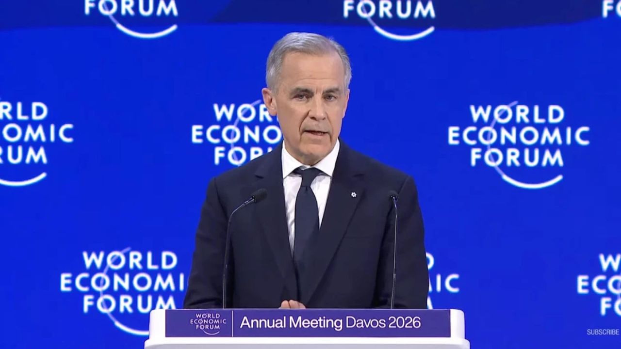 Davos : ‘तुम्ही टेबलावर नसाल तर मेनूवर असाल!’ Canada-America व्यापार युद्ध पेटले; मार्क कार्नी यांनी दिला धोक्याचा इशारा