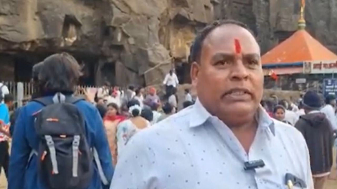 Maval :  कार्ला एकविरा देवीच्या दर्शनासाठी नववर्षांनिमित्त कार्ला गड भाविकांनी फुलला