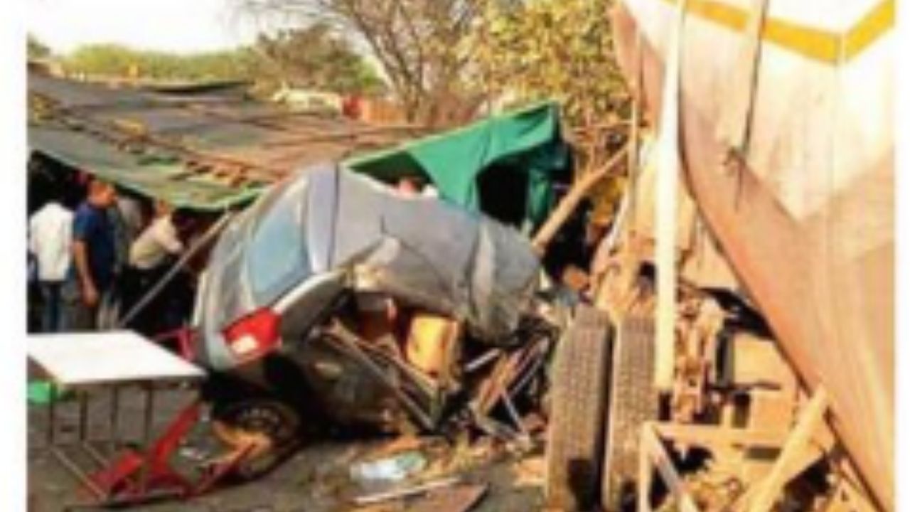 Chandrapur Accident: वाहनाच्या धडकेत सलून चालकाचा मृत्यू, कार चालकाचे कुटुंब जखमी; धानोरा पॉईंटवरील घटना