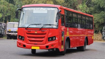 Solapur: एसटीचा पास नाही म्हणून कंडक्टरने पाचवीतील चिमुकल्याला थेट हायवेवर उतरवलं; विद्यार्थ्यांच्या सुरक्षिततेवर गंभीर प्रश्न