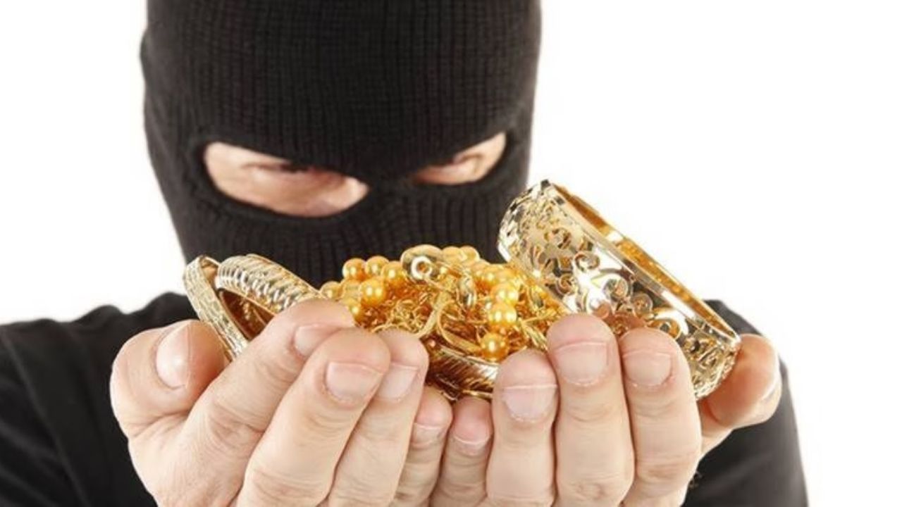 Pune Crime: मालकाच्या विश्वासाला तडा! पुण्यात कामगाराने सोन्याच्या दुकानातून १२ लाखांचं सोने पळवलं