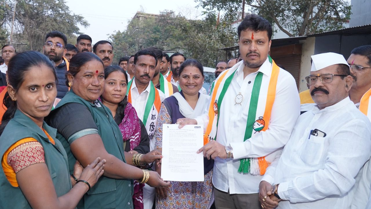 Pune News: म्हाळुंगे येथे राष्ट्रवादीला उस्फूर्त प्रतिसाद; पदयात्रेत नागरिकांचा मोठा सहभाग