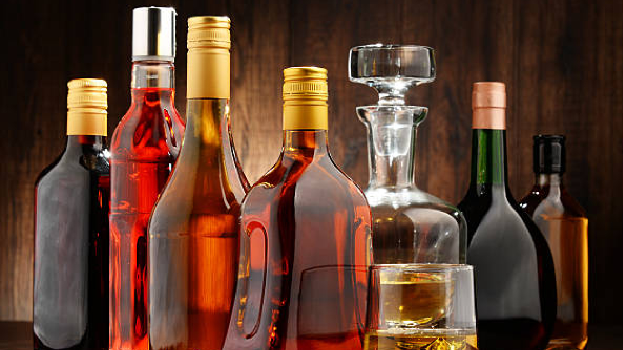 Crime News: अवैध मद्य वाहतूकप्रकरणी कारवाई; 1 कोटी 72 लाखांचा मुद्देमाल जप्त