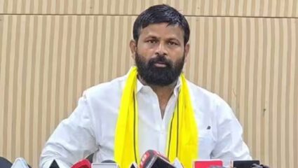 Maharashtra Politics : ओबीसी नेते लक्ष्मण हाके उतरले निवडणुकीच्या रिंगणात; भाजपला म्हटले सर्वात घाबरट पक्ष