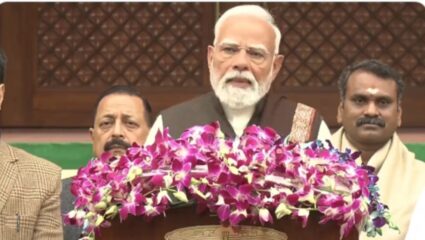 Parliament Budget Session 2026 : ही भारताच्या प्रगतीचे नवे युग; संसदेच्या आवारात PM मोदींचे महत्त्वपूर्ण भाष्य