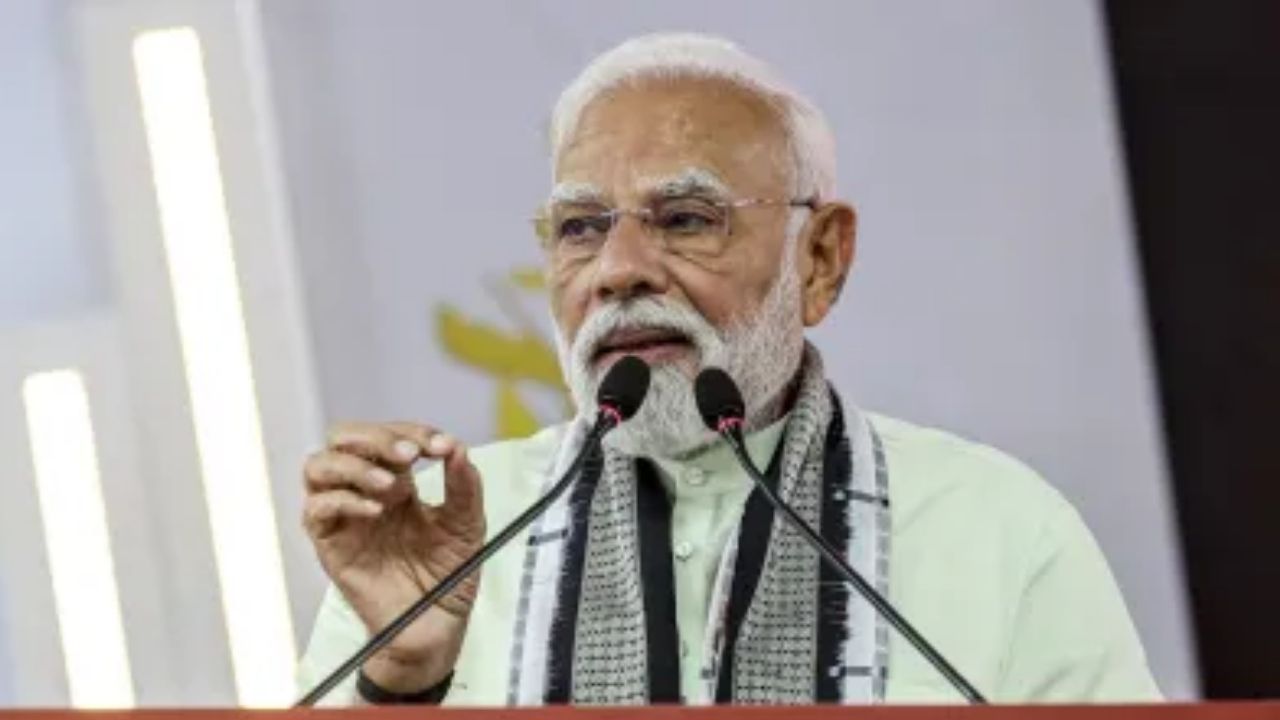 भाजपच्या मुंबईतील विजयाचा जल्लोष आसाममध्ये…! PM मोदींनी महापौर अन् बहुमतावरुन केले भाजपचे कौतुक