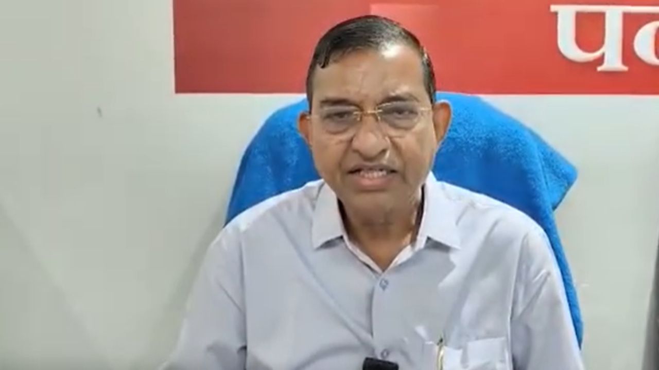 Panvel : विश्वासाने दिलेली उमेदवारी मागे घेणे शोकांतिका आहे – बाळाराम पाटील Panvel : विश्वासाने दिलेली उमेदवारी मागे घेणे शोकांतिका आहे – बाळाराम पाटील