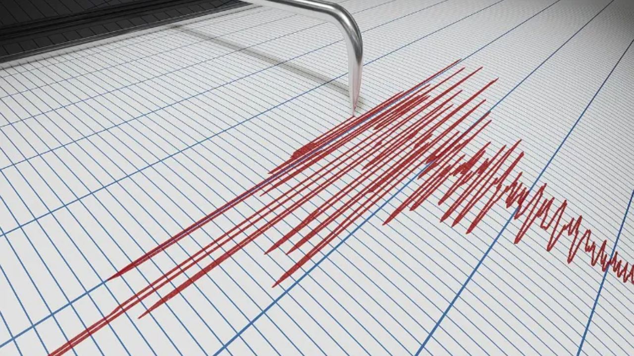 Seismic Alert : रिंग ऑफ फायर पुन्हा सक्रिय? Philippinesमध्ये वारंवार येणाऱ्या भूकंपांमागे दडलंय ‘हे’ मोठं कारण