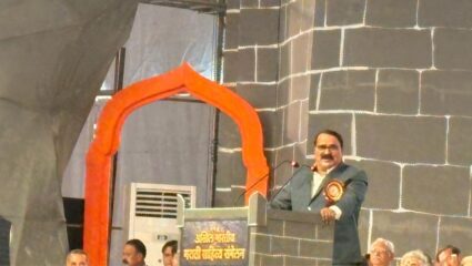 Marathi Sahitya Sammelan : “तुमच्या समोर असणारा पाटील हा…”; काय म्हणाले Akhil Bhartiya Sahitya संमेलनाध्यक्ष विश्वास पाटील?