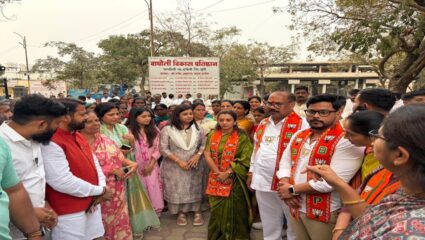 “प्रत्येक कुटुंबापर्यंत मूलभूत सुविधा पोहोचवण्यासाठी…”, भाजपचे डॉ. श्रेयस प्रितम खांदवे-पाटील यांचे प्रतिपादन