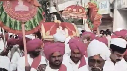 Solapur News :  श्री शिवयोगी सिद्धरामेश्वराच्या यात्रेला सुरुवात; भाविकांची अलोट गर्दी